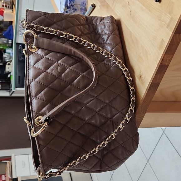 Italian Leather Bag - Picture 4 of 12